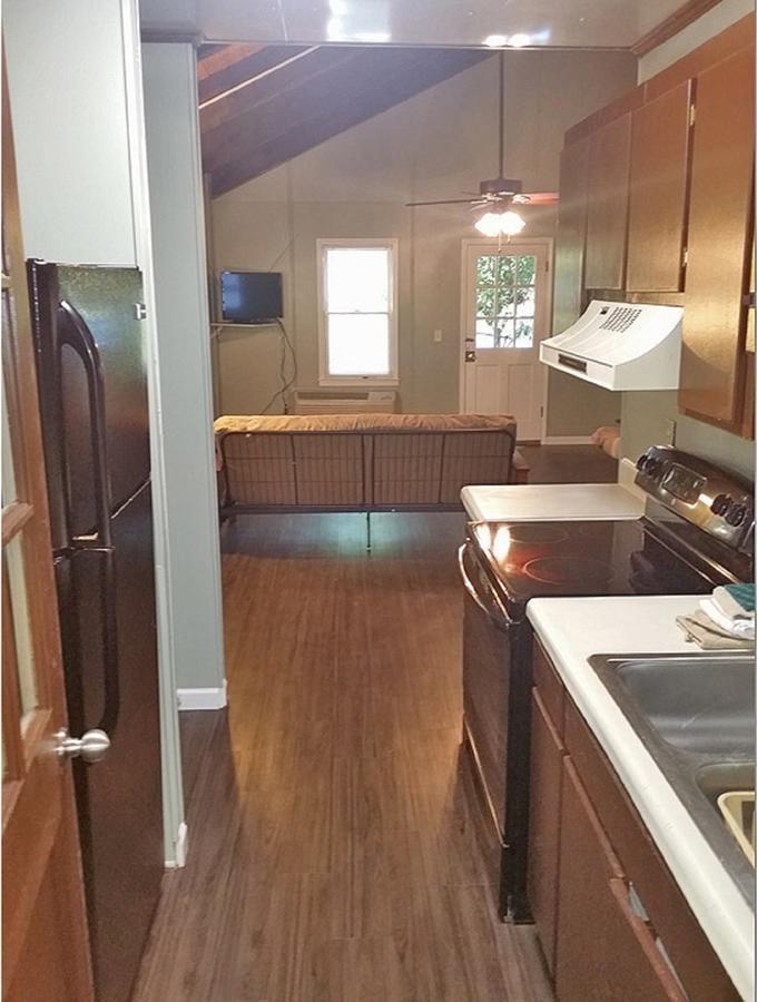Carolina Landing Camping Resort Two-Bedroom Cabin 1 Fair Play Exterior foto